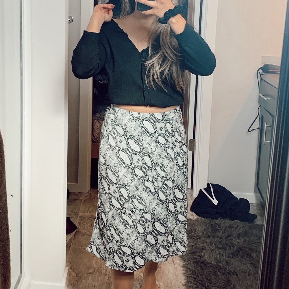 Socialite snakeskin print midi skirt